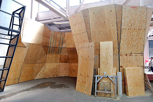 Daily News garage to become rock-climbing gym