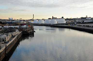 Toxic summer! Contamination studies to begin at Newtown Creek