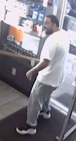 Police searching for man who pushed elderly man to ground in Dyker Heights dispute