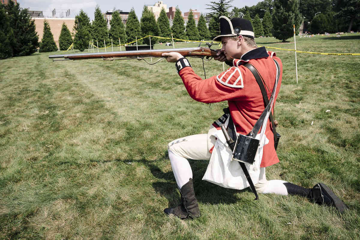 Living in the past: Locals restage Revolution’s Battle of Brooklyn on 242nd anniversary