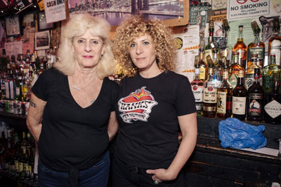 Last call: Beloved honky-tonk bar Hank’s Saloon to close next year