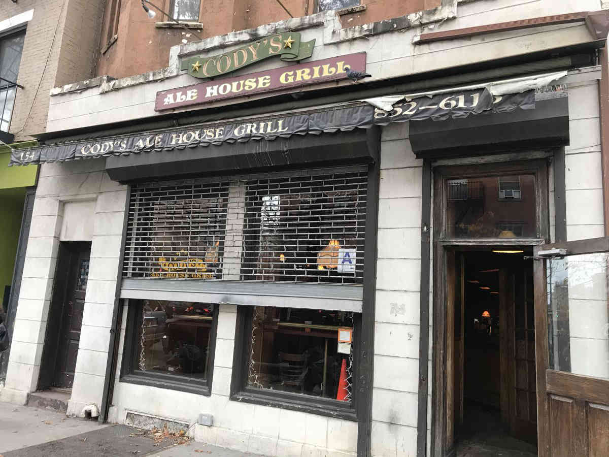 Closing time: Cody’s Ale House pours its last pint