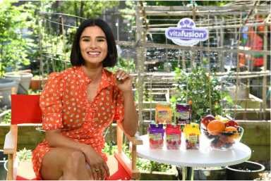 ‘Orange is the New Black’ star joins in Williamsburg fruit-tree planting