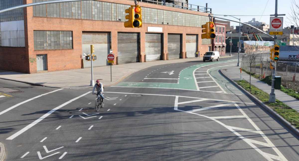 Franklin Avenue bike lane