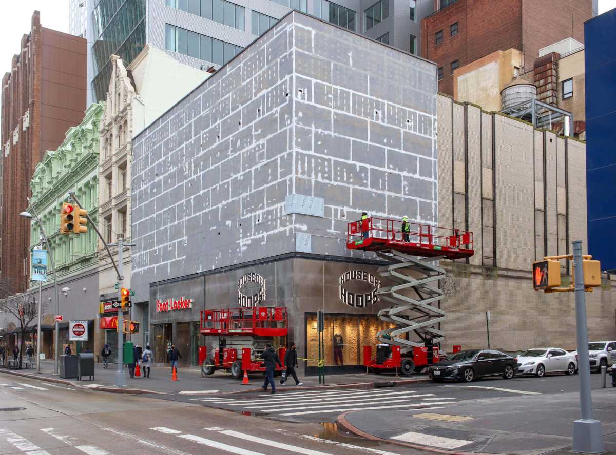 downtown-brooklyn-408-fulton-street-art-deco-woolworths-2022-sdevries-1