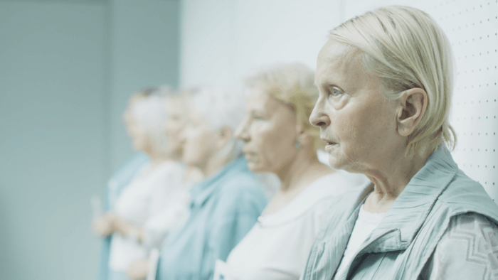 still from "the woman on the roof" at kino polska