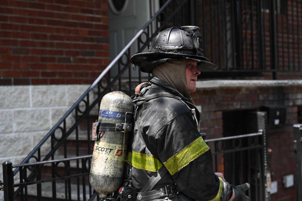 Units consisting of 65 firefighters and 12 units quickly doused the fire