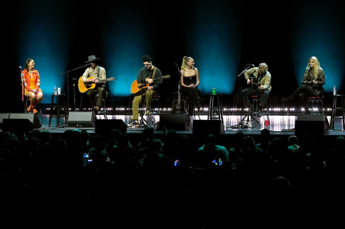 leading ladies concert