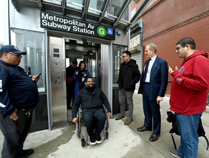 metropolitan avenue elevators