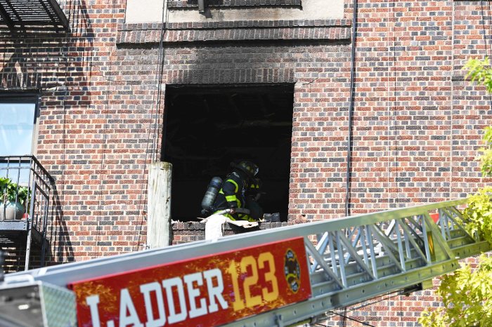 crown heights bedroom fire brooklyn