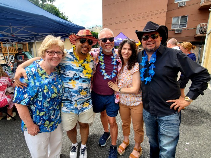 Aloha and thank you! Community members show up to say thank you to supporting members of Bay Ridge Cares.
