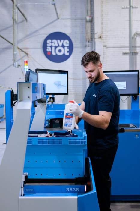 save a lot employee