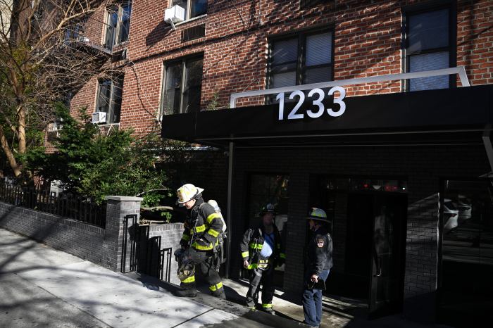 firefighters atmidwood fire