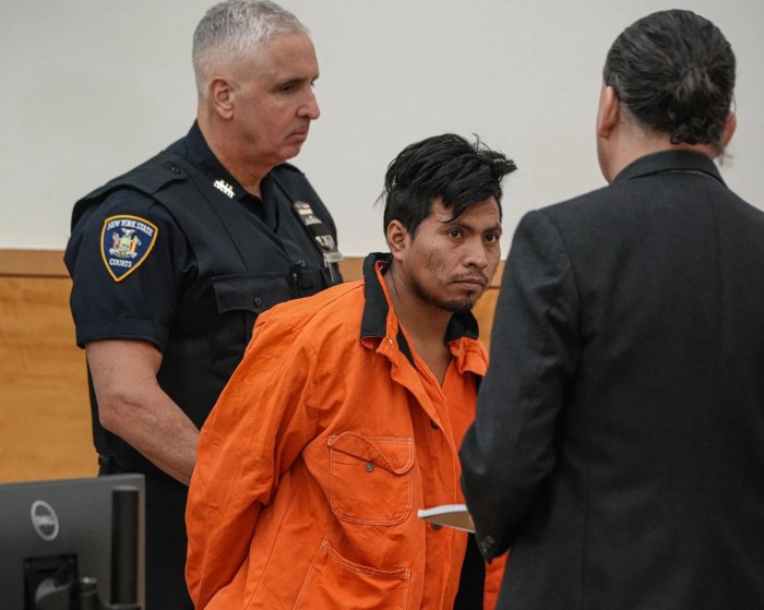 sebastian zapeta-calil f train