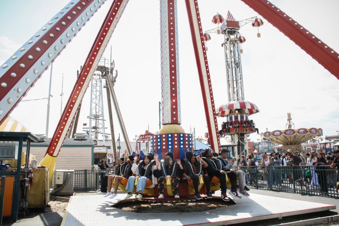 luna park ride