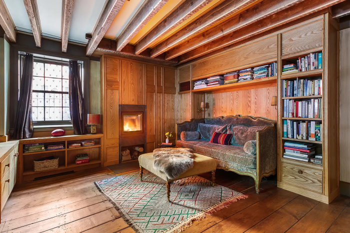 brooklyn heights house library