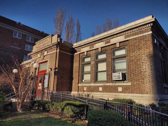 walt whitman library